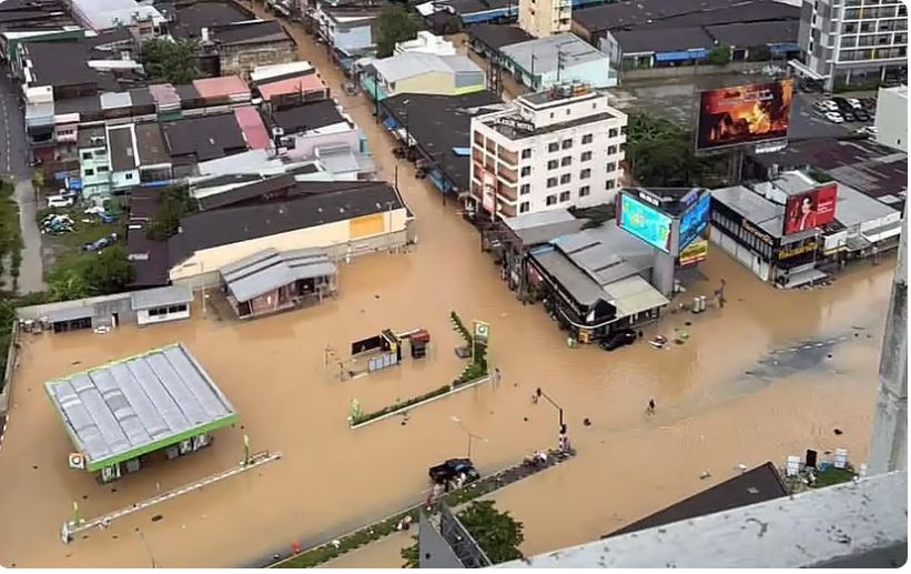 ஹட்யாயில் சிக்கித் தவிக்கும் மலேசியர்களை அழைத்து வர அரசாங்கம் கனரக வாகனங்களை அனுப்பும் என எதிர்பார்க்கப்படுகிறது