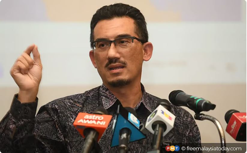 கோலாலம்பூர் சிலாங்கூர் மற்றும் பகாங் வழியாக புயல் வலுப்பெறுவதால் அடுத்த 24 மணி நேரத்திற்கு பொதுமக்கள் எச்சரிக்கையாக இருக்க அறிவுறுத்தப்படுகிறார்கள்