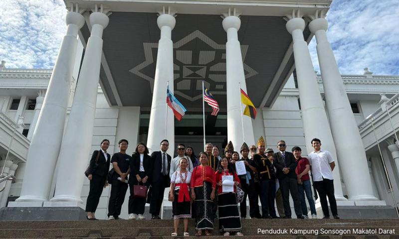 “மறக்கப்பட்ட சபா தொலைதூர கிராம மக்கள், நிறைவேற்றப்படாத வாக்குறுதிகள்குறித்து ஹஜிஜி மற்றும் மாநில அரசுக்கு எதிராக வழக்கு தொடர்ந்தனர்.”