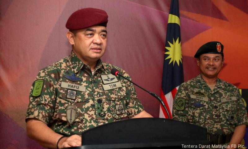 விசாரணை முடியும் வரை ராணுவத் தளபதியை விடுப்பில் அனுப்ப உத்தரவு – அமைச்சர்